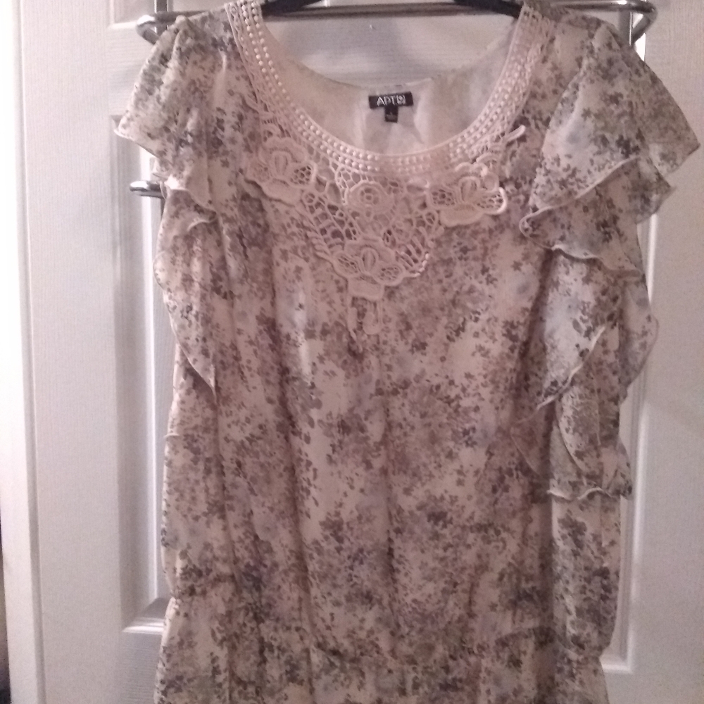 Very pretty blouse